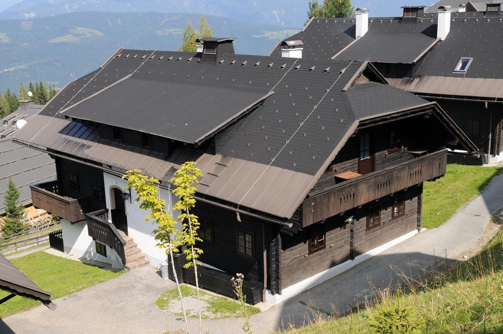 Alpenhäuser Marcius Sonnenalpe Nassfeld Exterior foto
