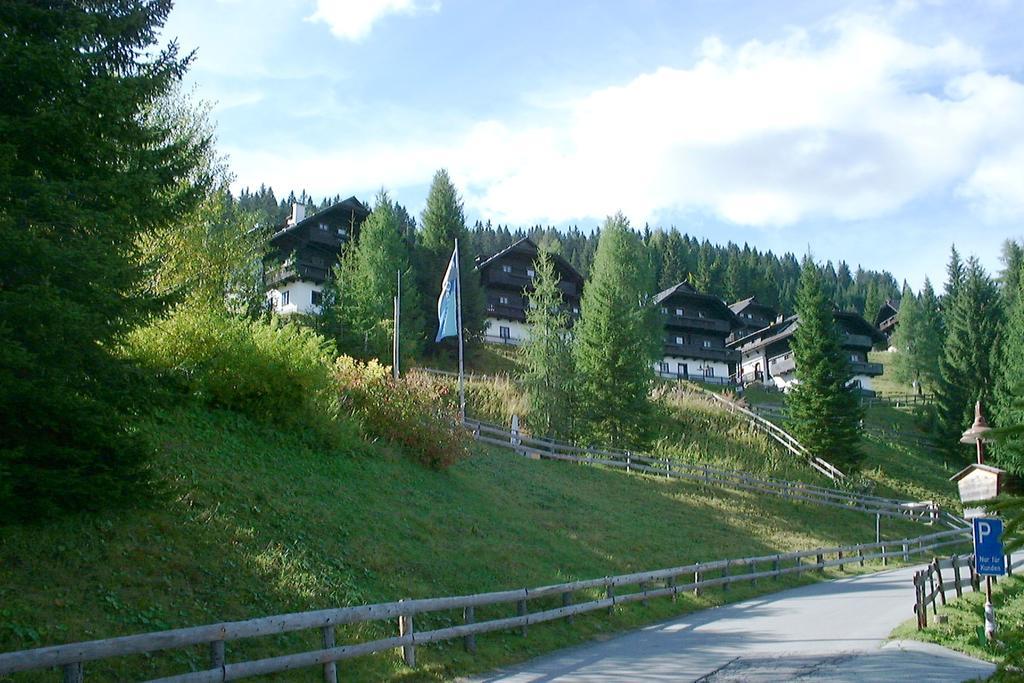 Alpenhäuser Marcius Sonnenalpe Nassfeld Exterior foto