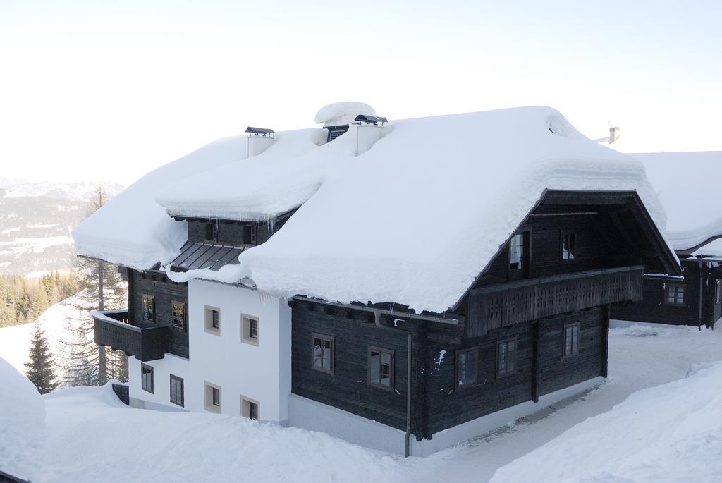 Alpenhäuser Marcius Sonnenalpe Nassfeld Exterior foto